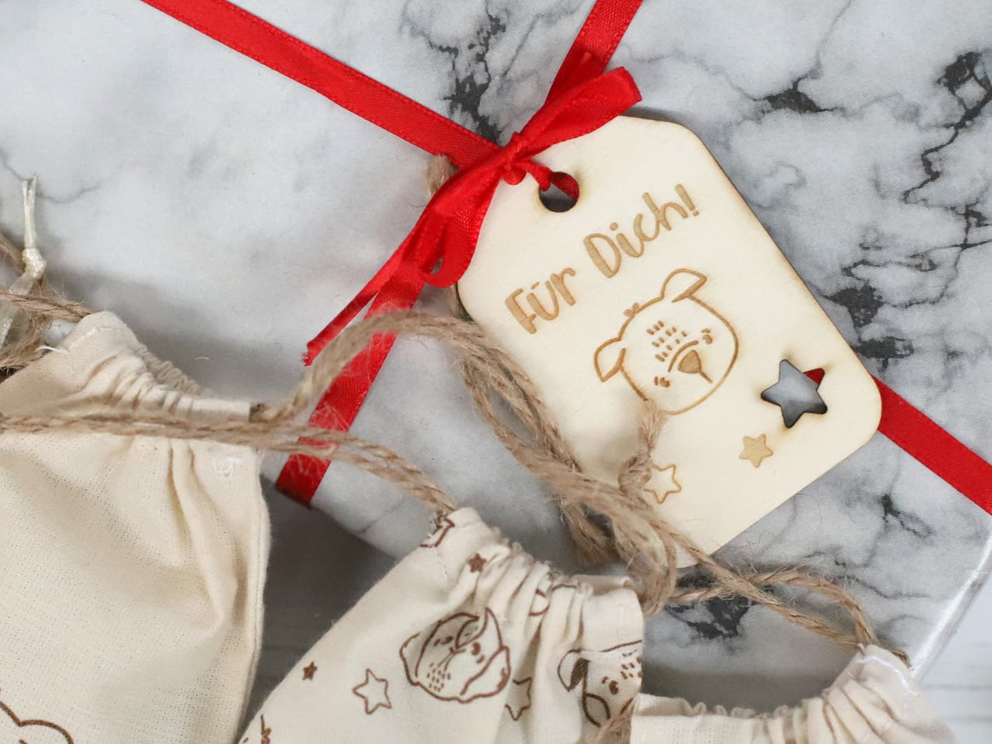 anhaenger-holz-geschenkanhaenger-weihnachten-hund-fuer-dich-2