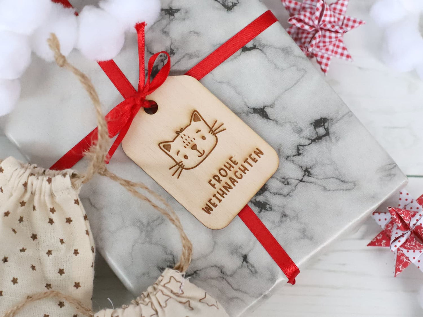 anhaenger-holz-geschenkanhaenger-weihnachten-katze-frohe-weihnachten-2