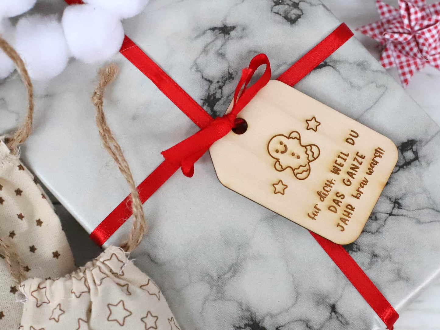 anhaenger-holz-geschenkanhaenger-weihnachten-lebkuchen-sterne-fuer-dich-weil-du-das-ganze-jahr-brav-warst-2