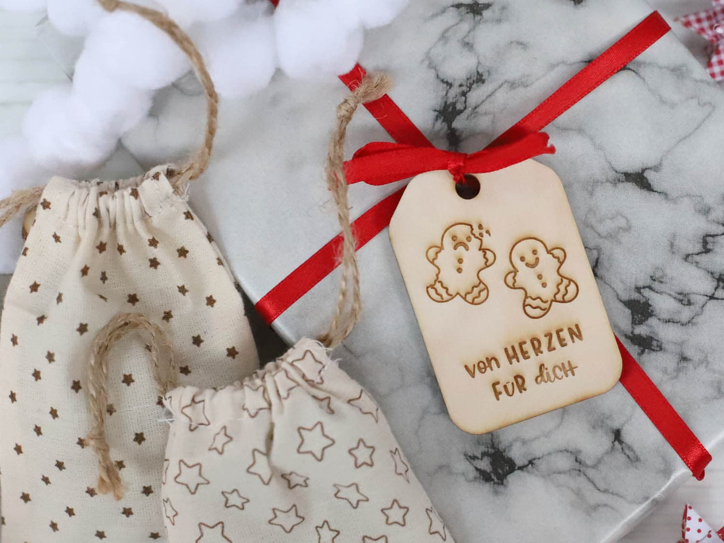 anhaenger-holz-geschenkanhaenger-weihnachten-lebkuchen-von-herzen-fuer-dich-2