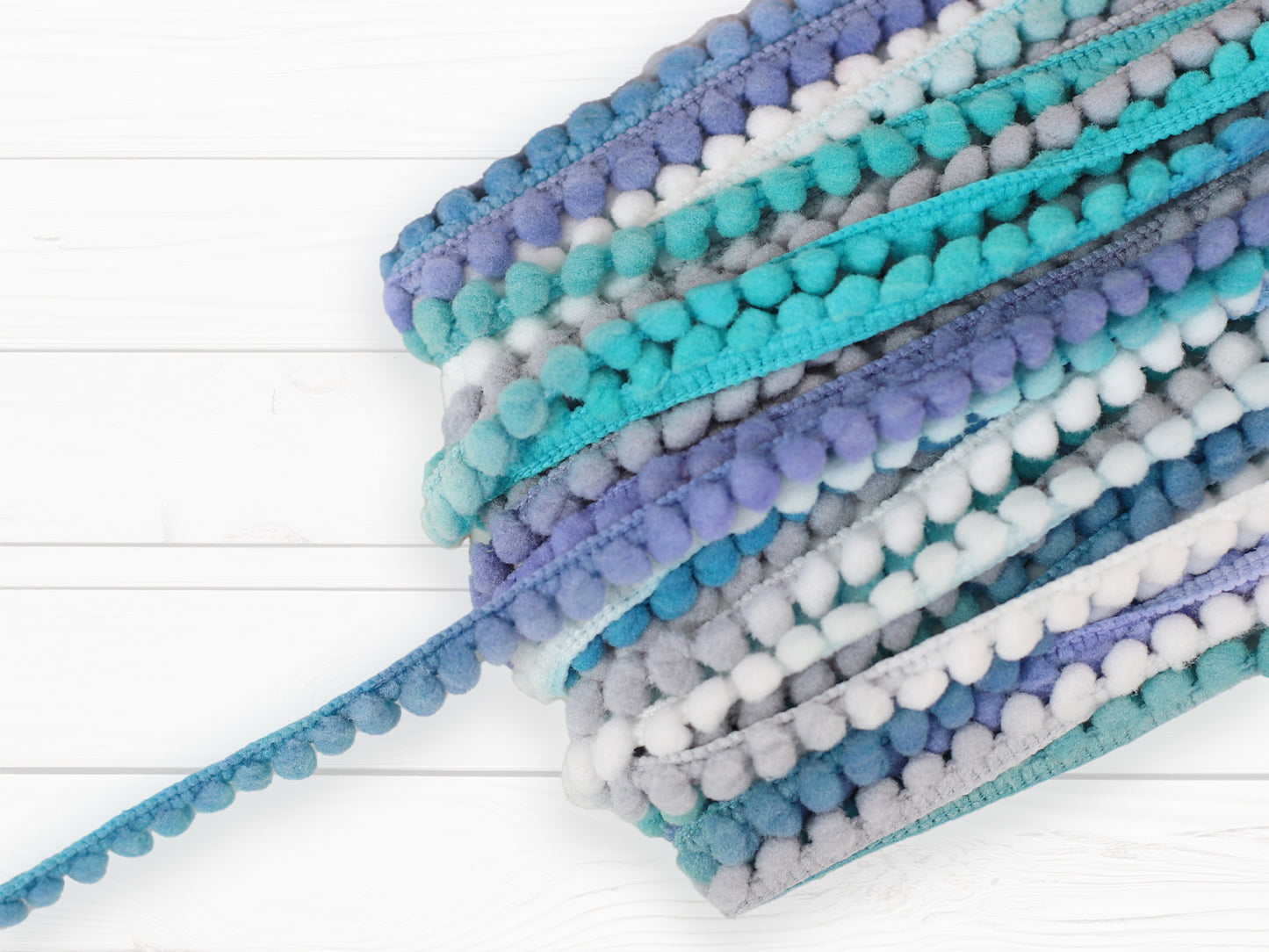 Mini - pompom trim - 10mm - black