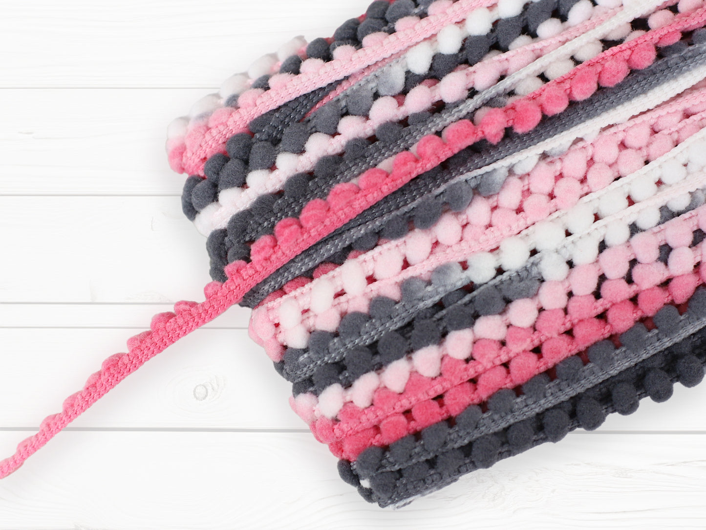 Mini - pompom trim - 10mm - black