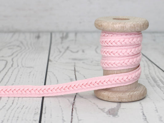 band-kordel-flachkordel-zopf-muster-rosa