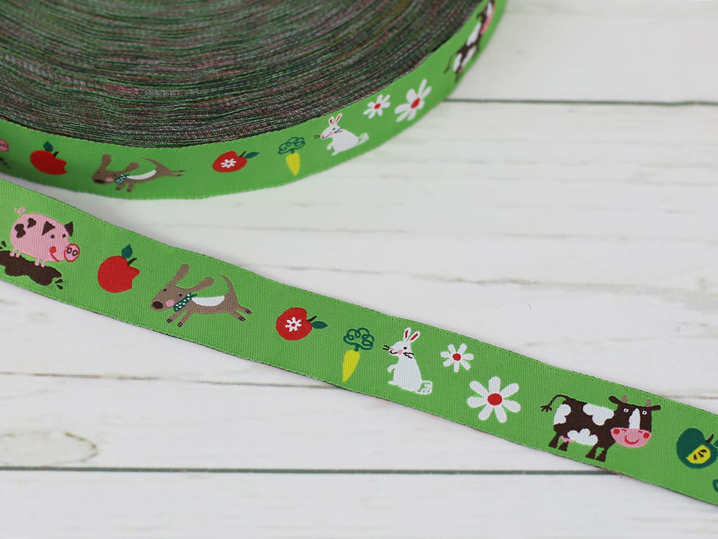 band-webband-zierband-bauernhof-tiere-gruen