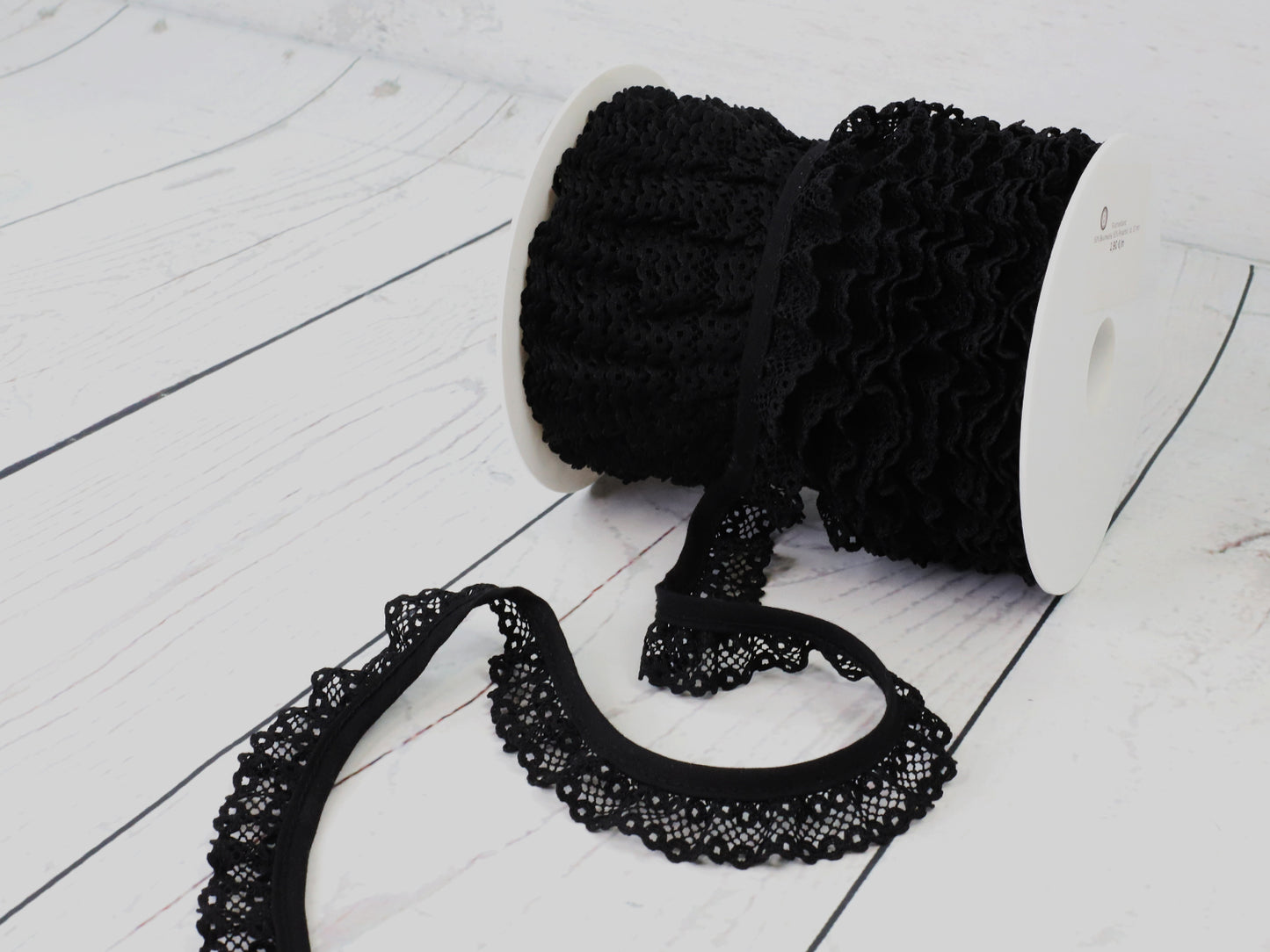 band-zierband-rueschenband-ruesche-20-mm-schwarz