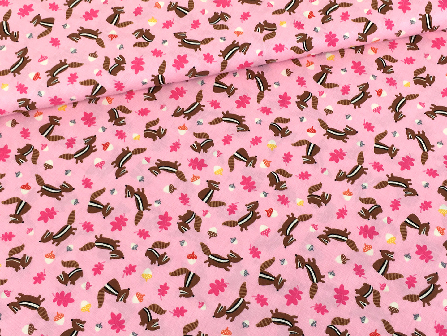 baumwolle-stoff-Chipmunks-in-Pink-2