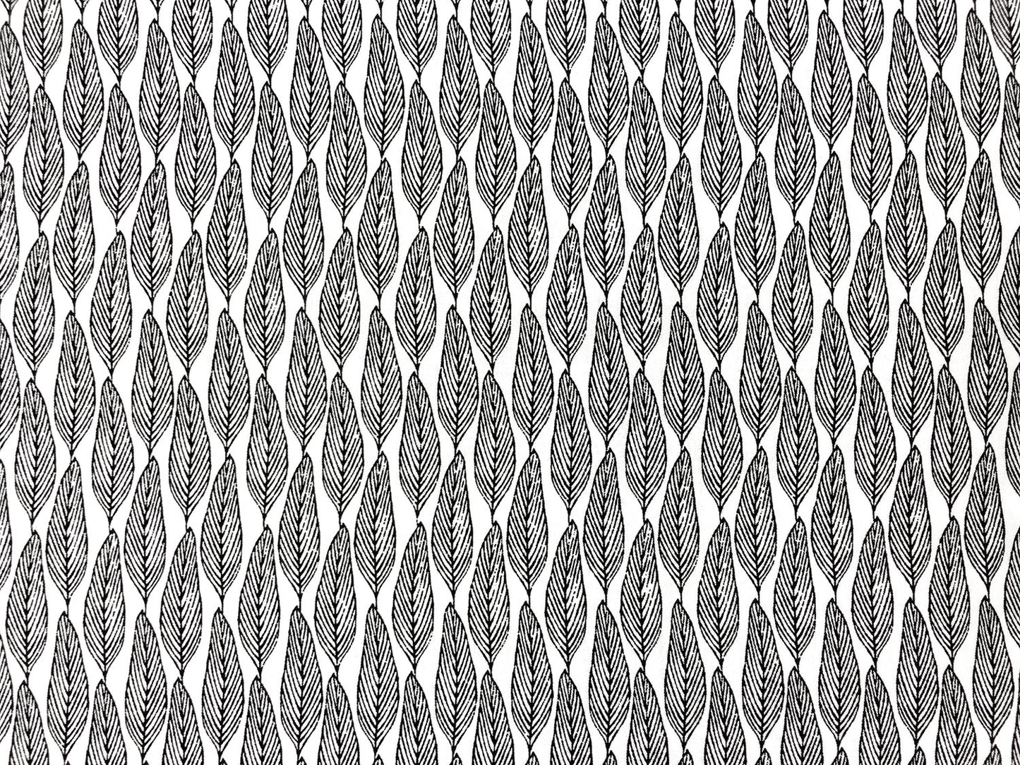 baumwolle-stoff-patchwork-ella-blue-classic-gum-leaves-white