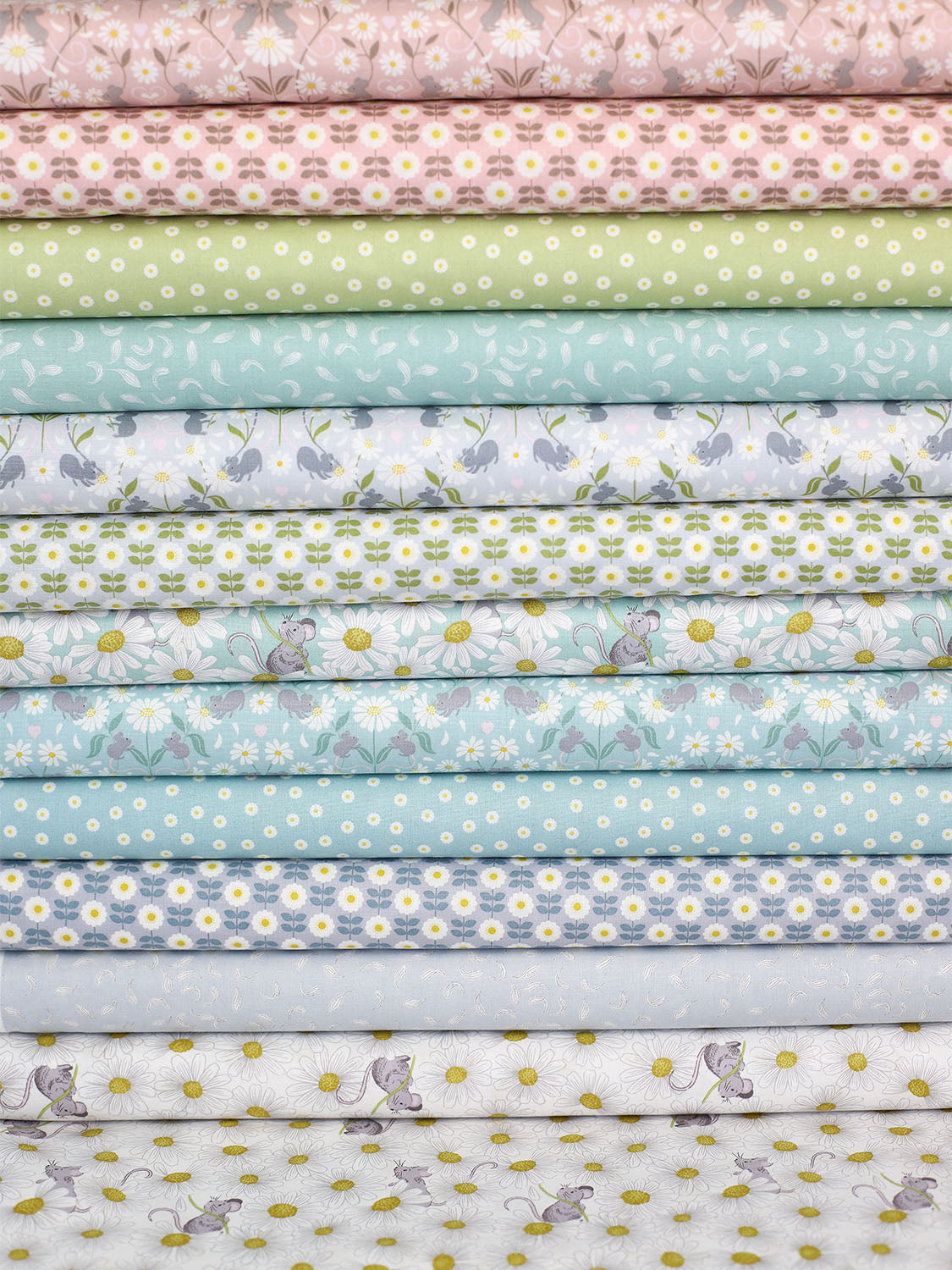 baumwolle-stoff-patchwork-lewis-irene-love-me-love-me-not-serie