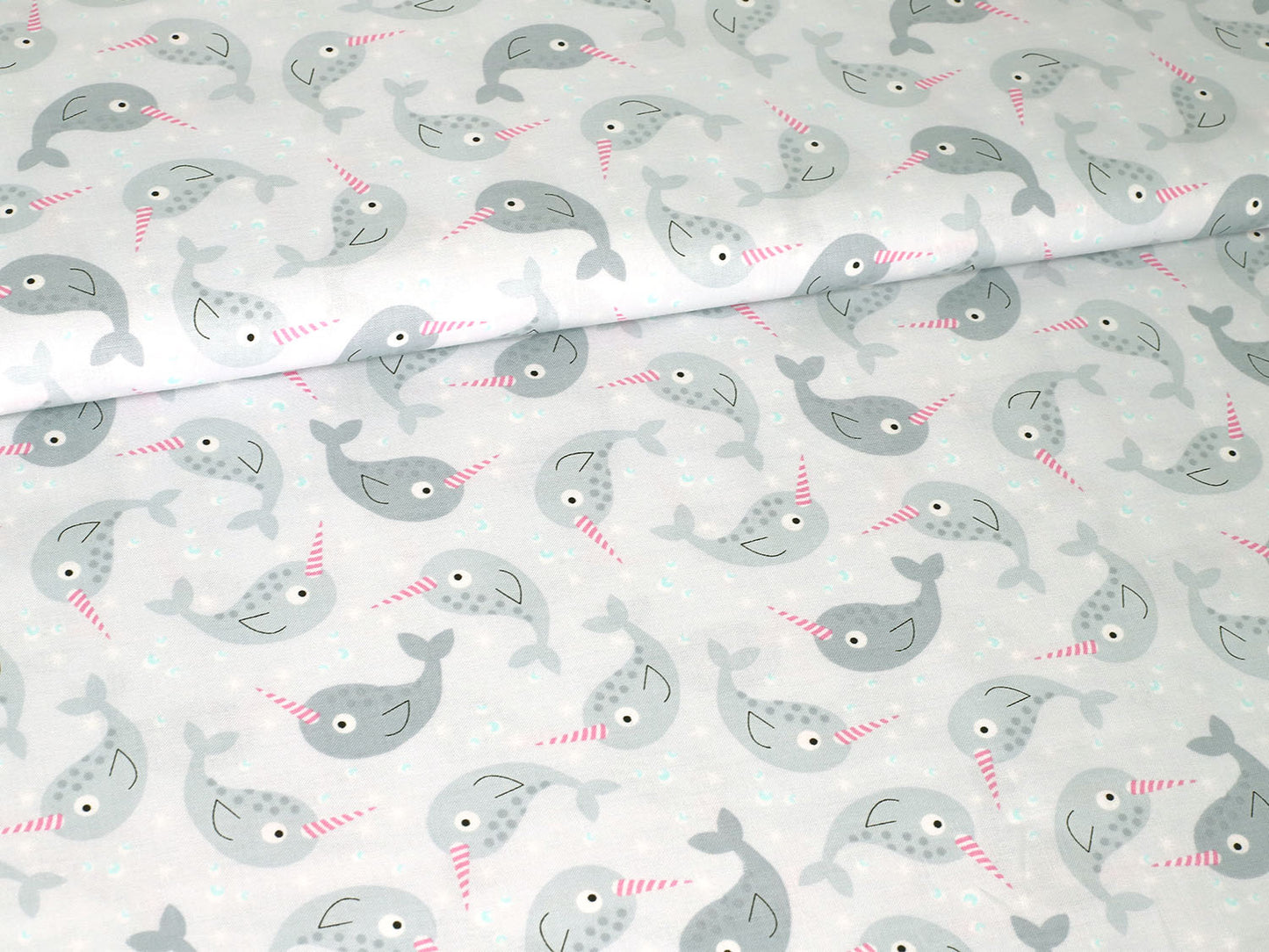 baumwolle-stoff-patchwork-narwhale-timeless-treassure