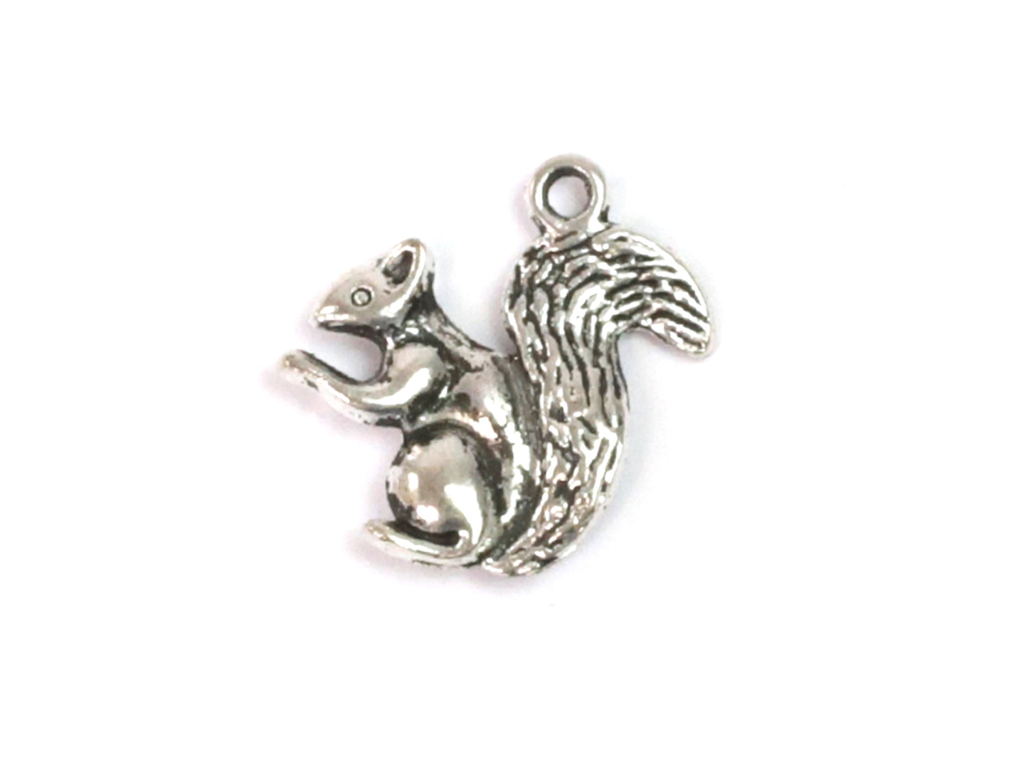 charm-anhaenger-platin-eichhoernchen