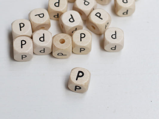 holz-schnulli-perle-fuer-schnullerketten-buchstabe-p
