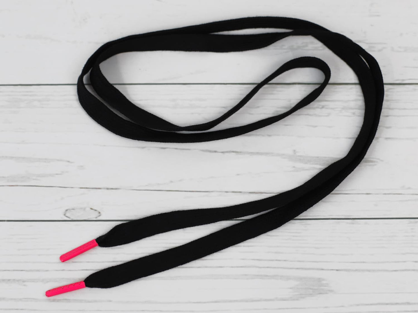 kordel-hoodiekordel-band-hoodieband-mit-endstueck-neonpink-schwarz