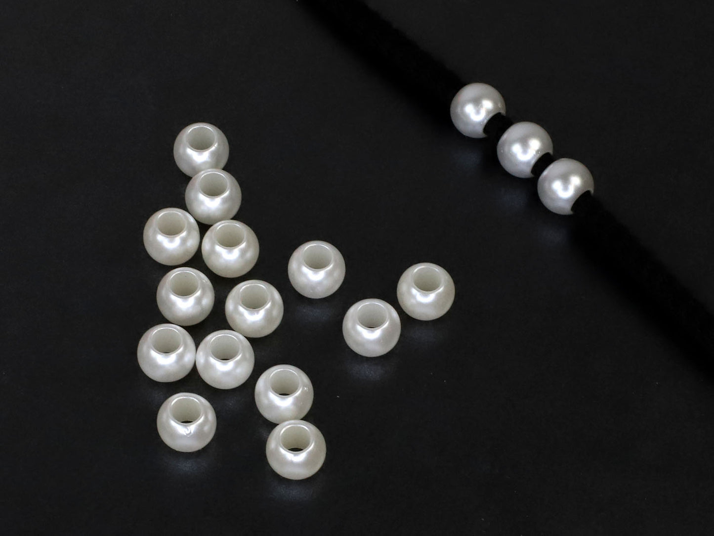 perlen-grossloch-kordel-7-10-mm-wachs-perlmutt-creme-2