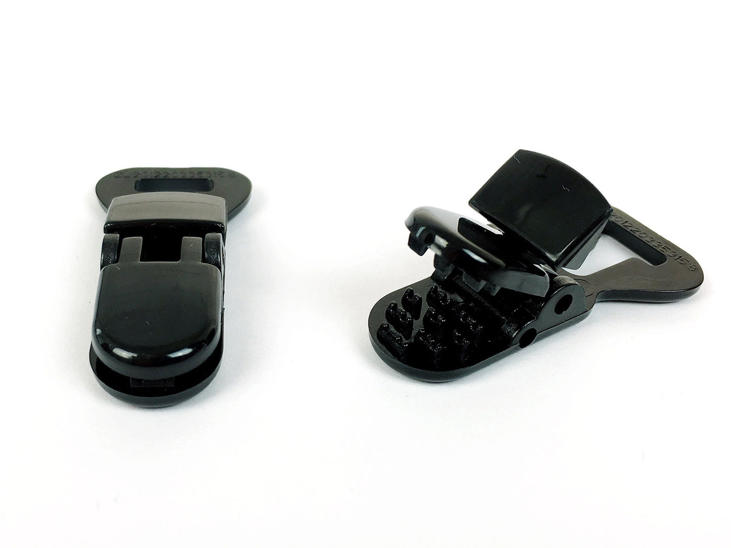schnullerclips-schwarz-2