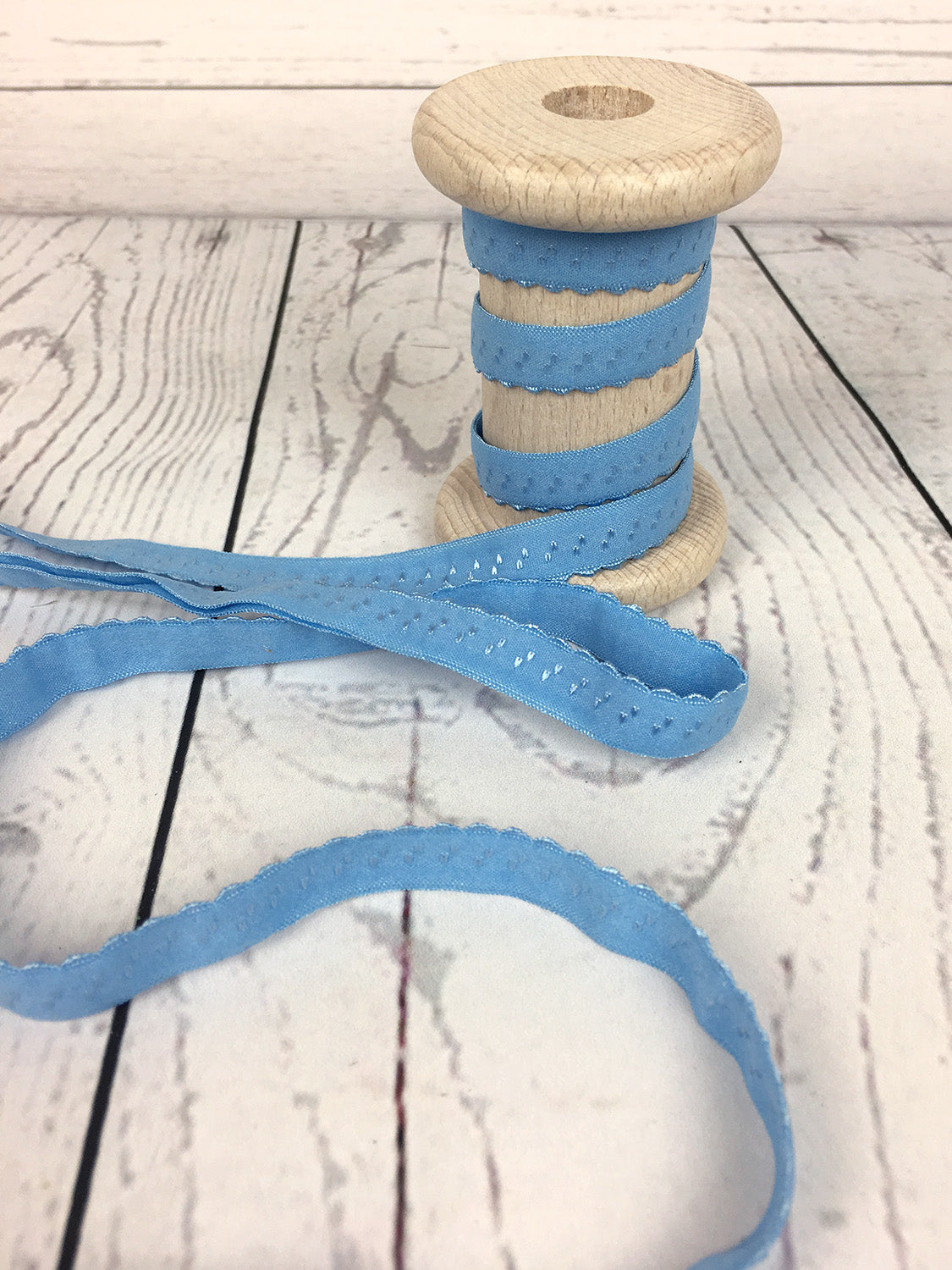 schr-gband-elastisch-herz-hellblau-2