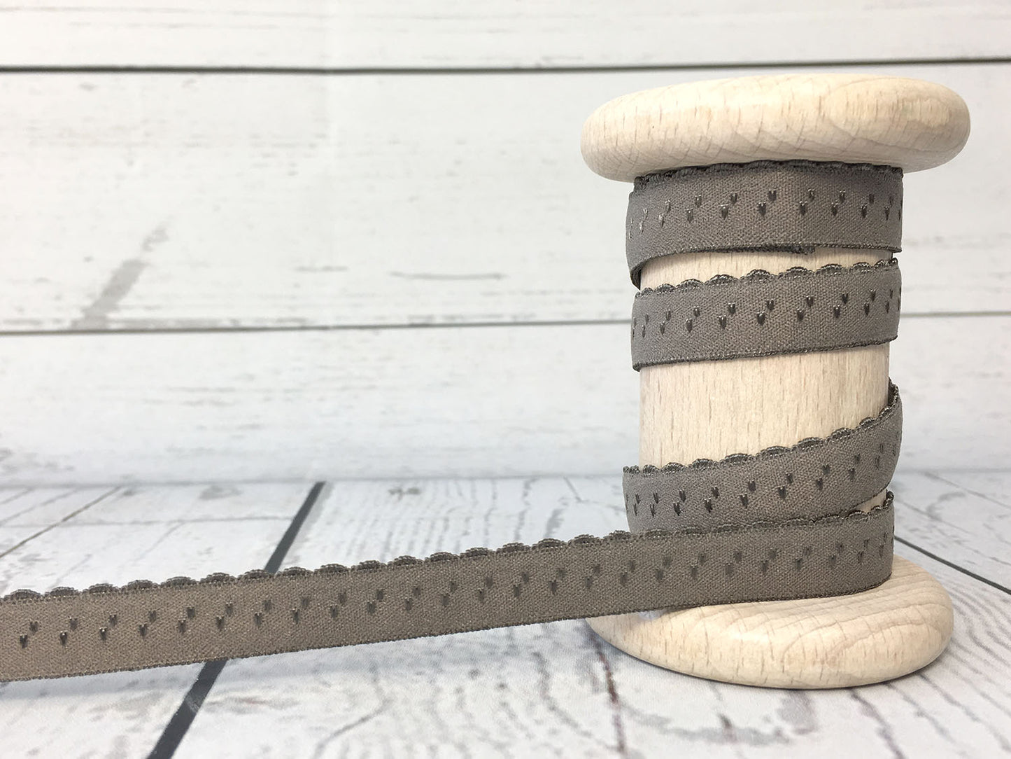 schraegband-einfassband-elastisch-herz-braun