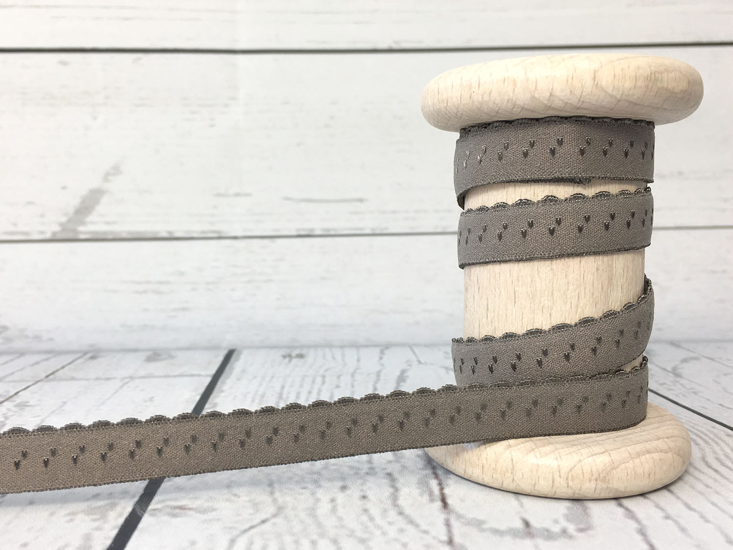 schraegband-einfassband-elastisch-herz-braun