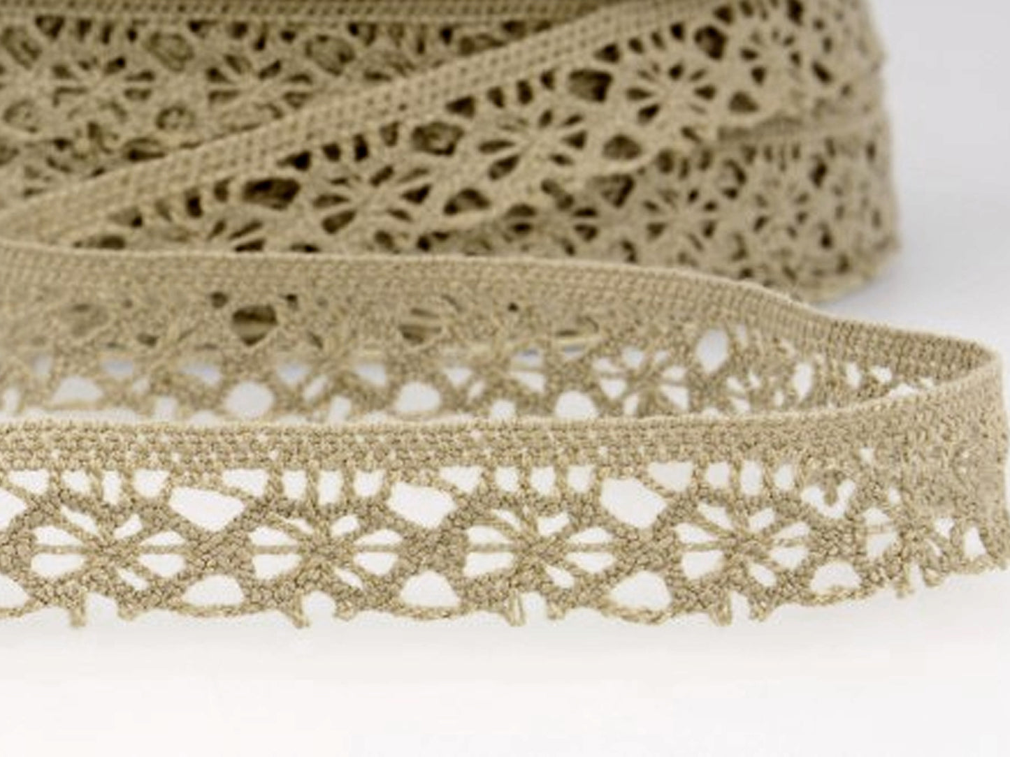 Dentelle aux fuseaux 15mm - olive