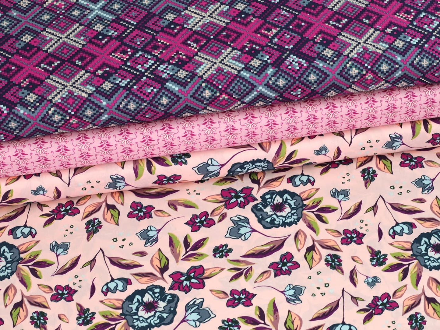 stoff-baumwolle-baumwollstoff-patchwork-art-gallery-fabrics-mystical-land-Refractions-Violet-serie