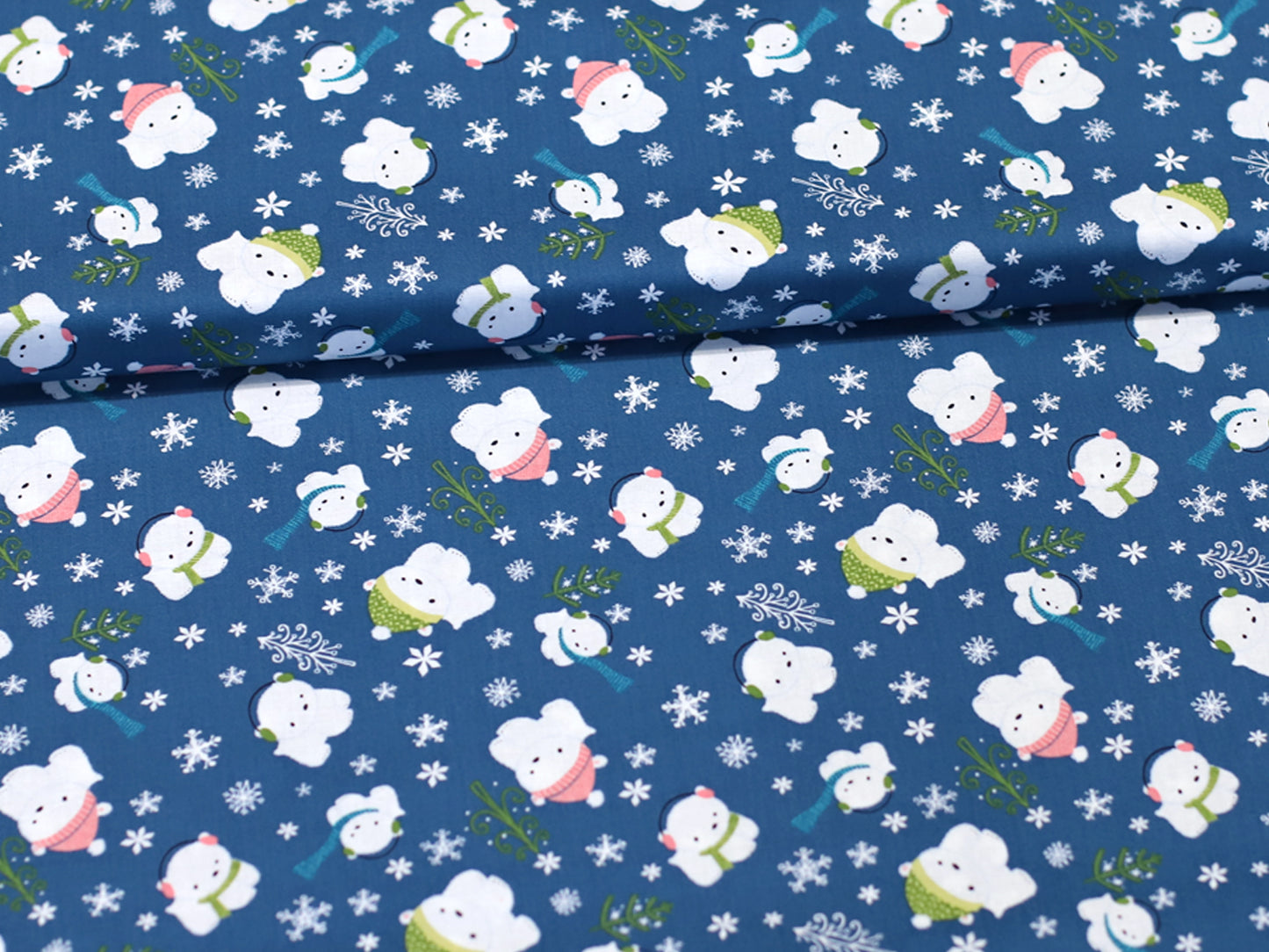 Patchworkstoff - Baumwolle Stoff - Winter Wonderland Bear