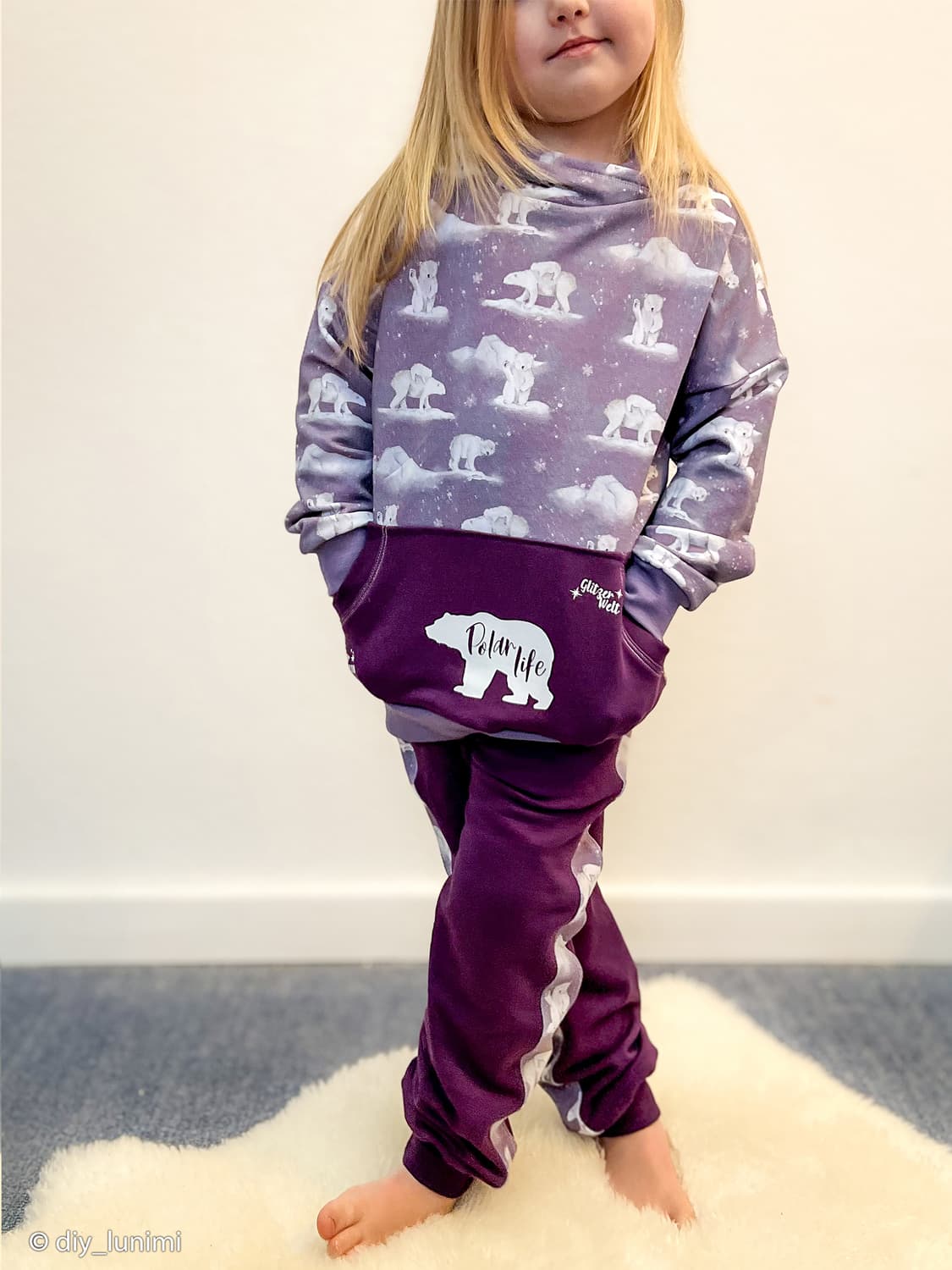 stoff-french-terry-sommersweat-baumwolle-swafing-zielinski-beyond-nordic-eisbaer-altlila-2