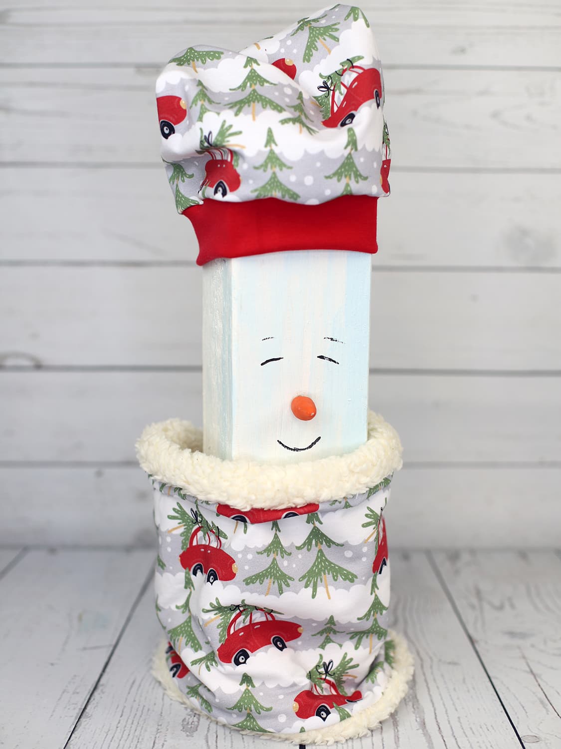 stoff-french-terry-sommersweat-sweat-baumwolle-kathi-kunterbunt-weihnachten-winter-winterwald-weihnachtswald-tannenbaum-auto-driving-home-for-christmas-rot-beispiel