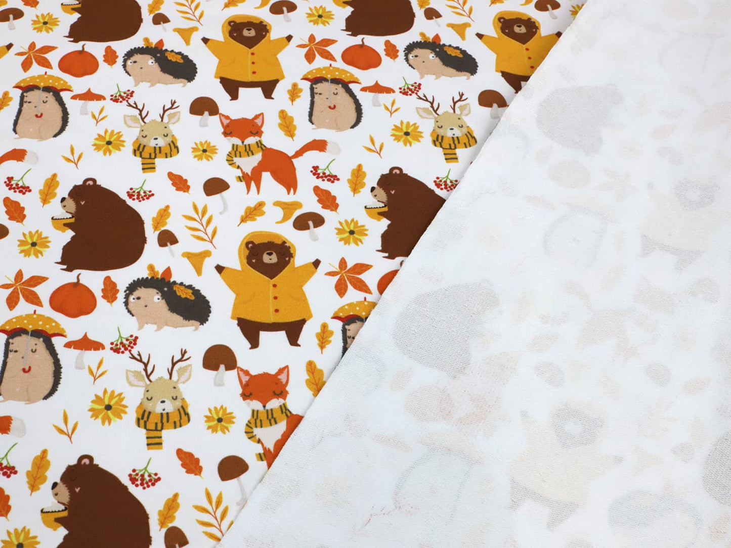 stoff-french-terry-sommersweat-sweat-baumwolle-unangeraut-kathi-kunterbunt-herbst-walfreunde-wald-baer-fuchs-reh-igel-waldtiere-senf-3