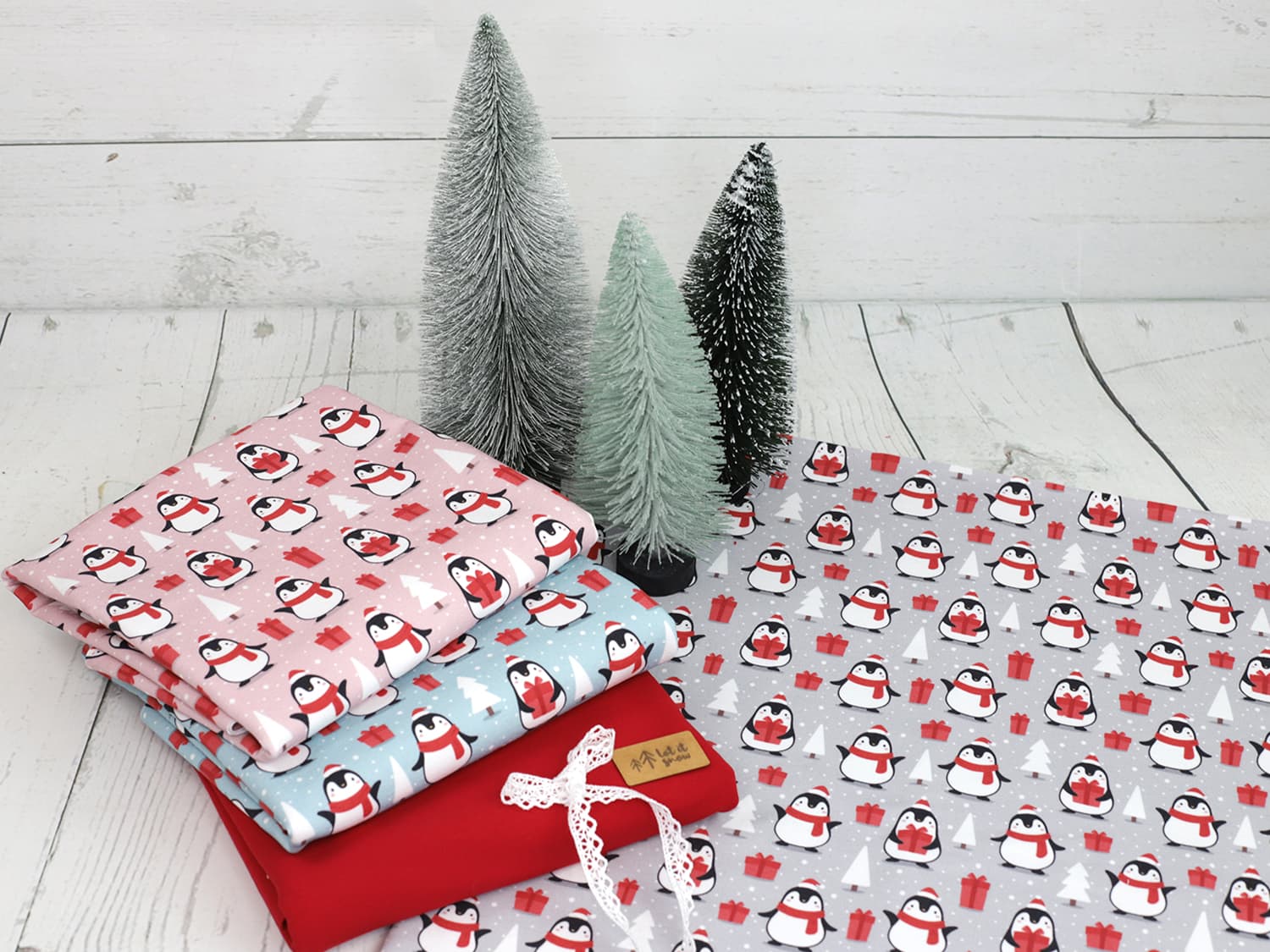 stoff-french-terry-sommersweat-sweat-kathi-kunterbunt-christmas-winter-weihnachten-pinguin-geschenk-serie