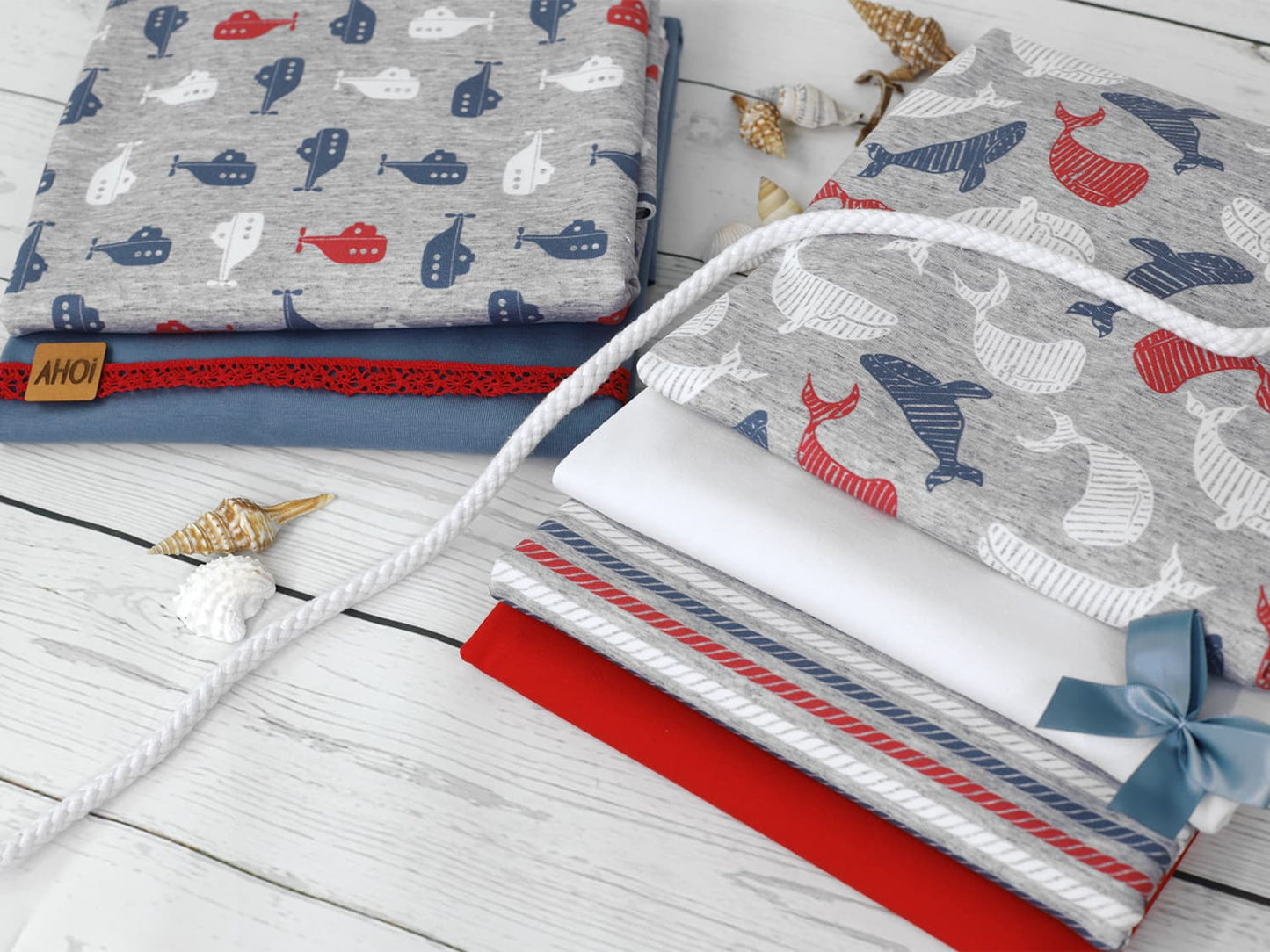 stoff-french-terry-sweat-sommersweat-unangeraut-maritim-nautical-sommer-grau-meliert-wal-blau-rot-weiss-serie