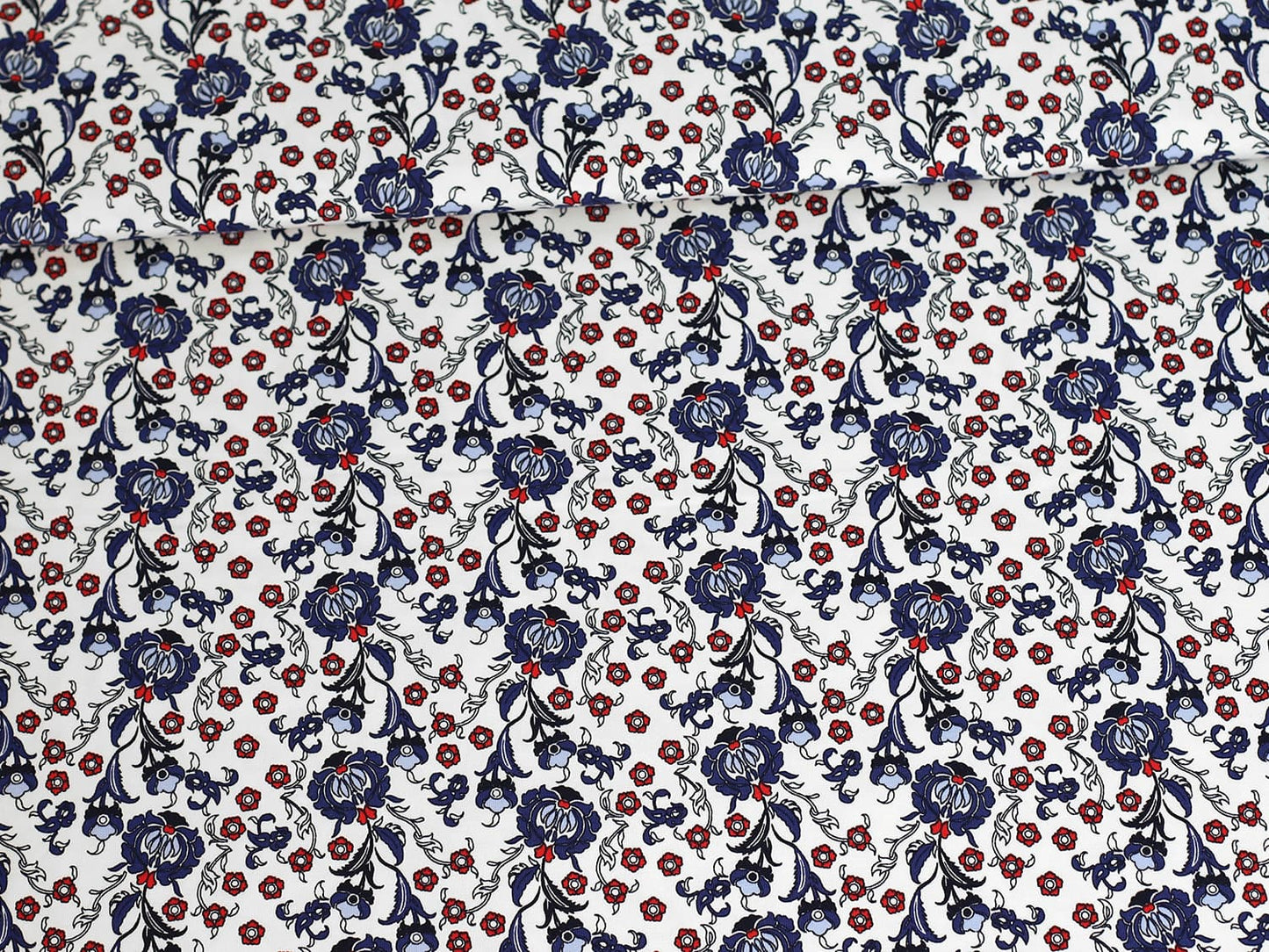 stoff-jersey-baumwolle-baumwolljersey-blumen-floral-ranken-blau-rot-2