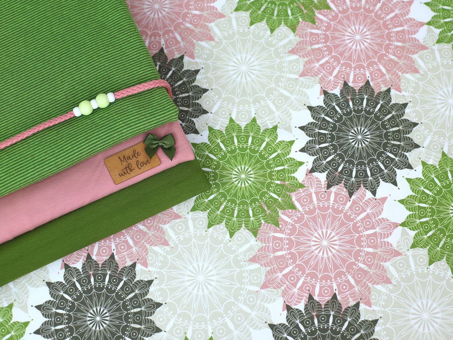 stoff-jersey-baumwolle-baumwolljersey-kathi-kunterbunt-mandala-grafisch-boho-bohemian-khaki-oliv-altrosa-kombi-2