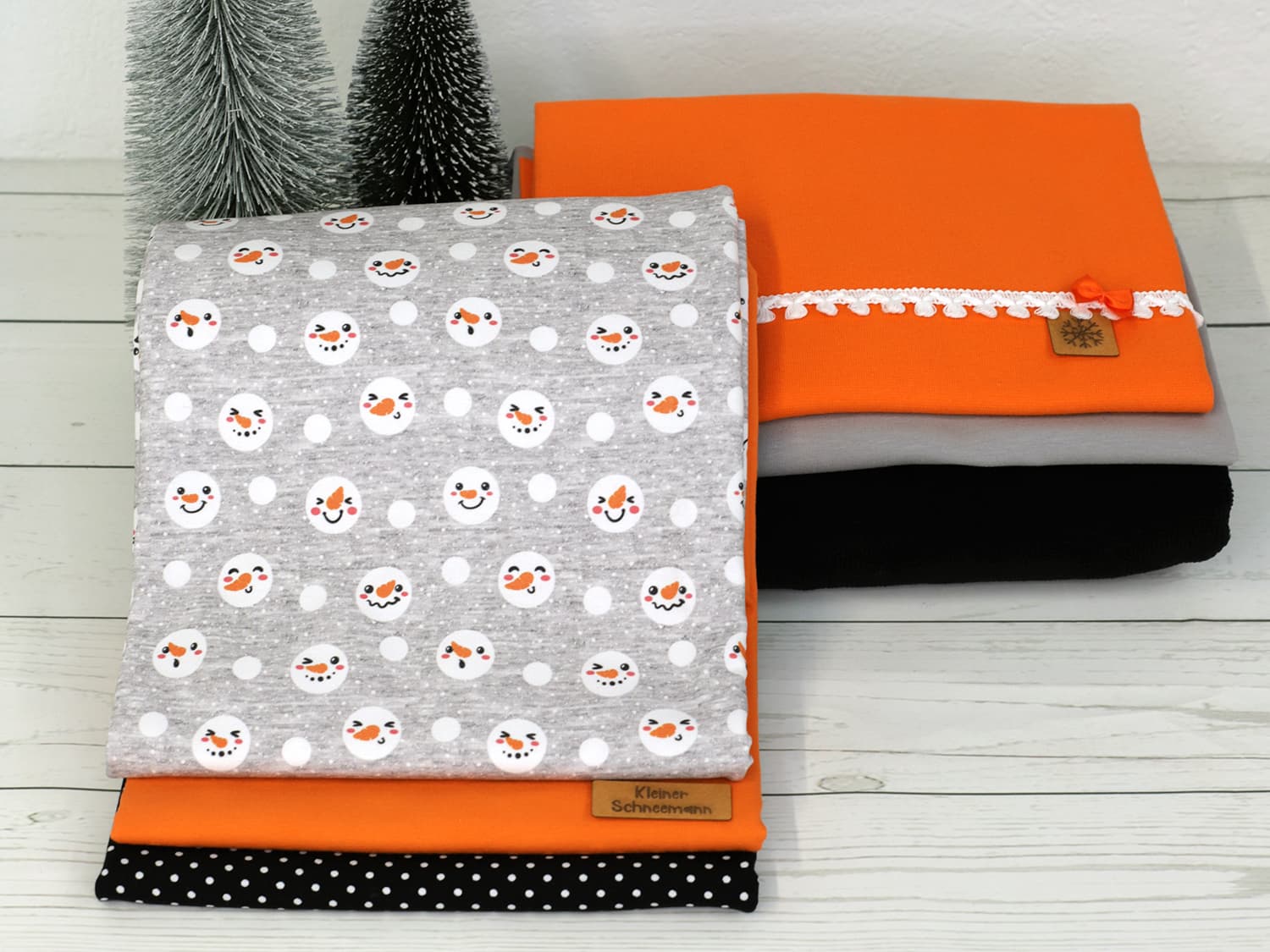 stoff-jersey-baumwolle-baumwolljersey-kathi-kunterbunt-schneemann-gesicht-punkte-tupfen-jeans-optik-meliert-snowman-faces-4