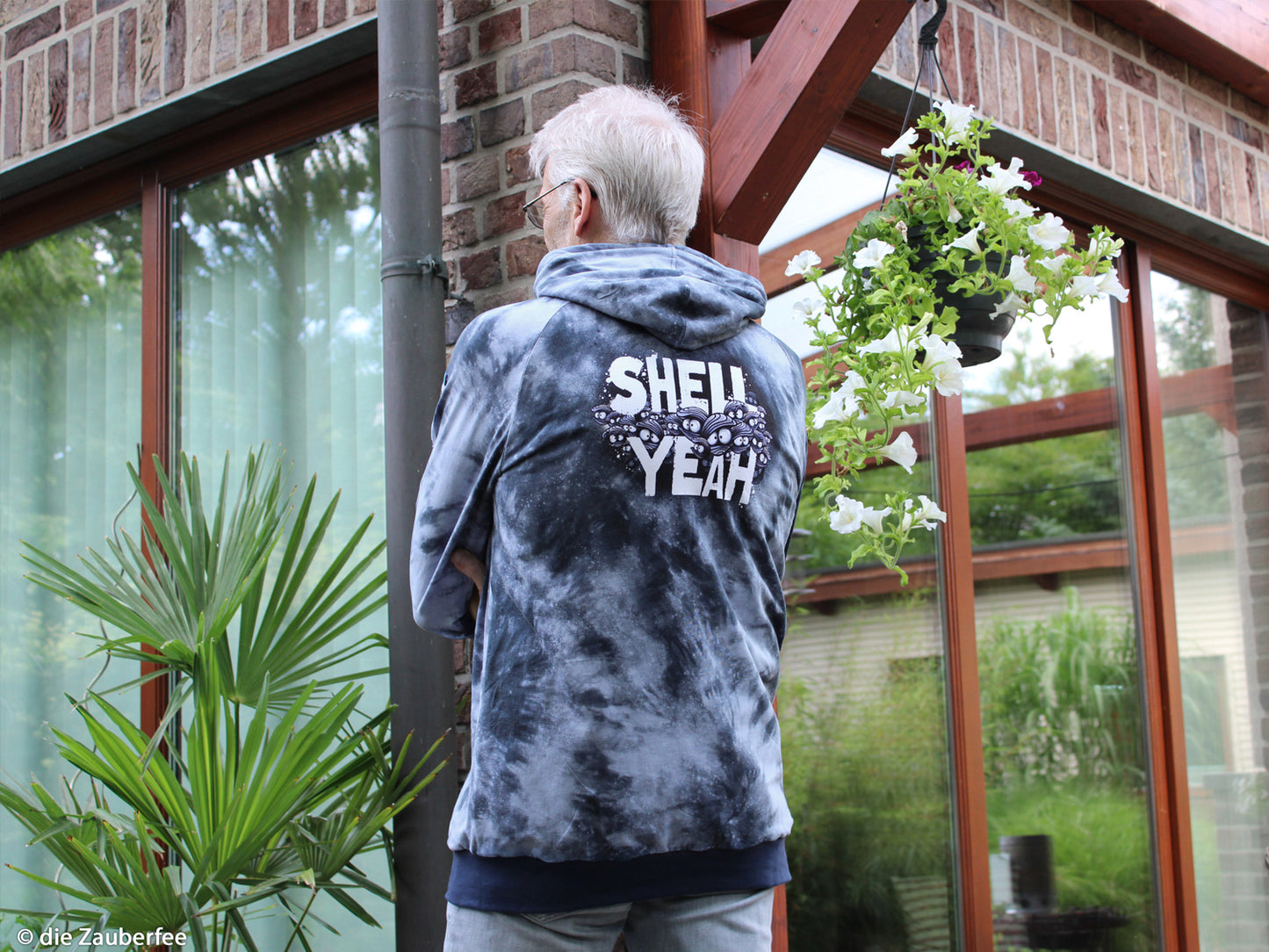 Jersey PANEL - Thorsten Berger - Mussel Mo, Need More Vitamin Sea with 'SHELL YEAH' design in stylish tie-dye.