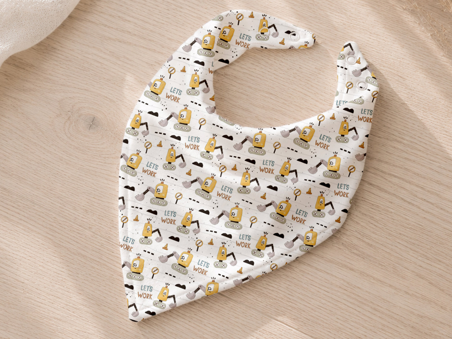 Leichter Jersey Stoff für Sommer mit Baggersymbolen und dem Text 'Let's Work', perfekt für Kinderbekleidung.