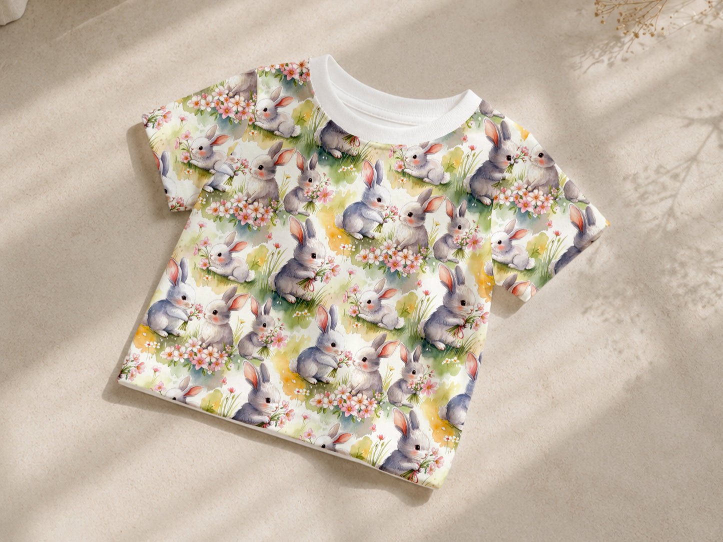 Jersey Stoff - Hasenfamilie, Baumwolljersey mit Hasenmotiv, niedliches Hasenmotiv auf T-Shirt.
