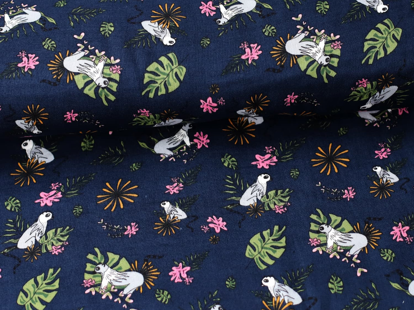 stoff-musselin-baumwolle-double-gauze-glatt-lemur-affe-blaetter-sommer-dunkelblau-2