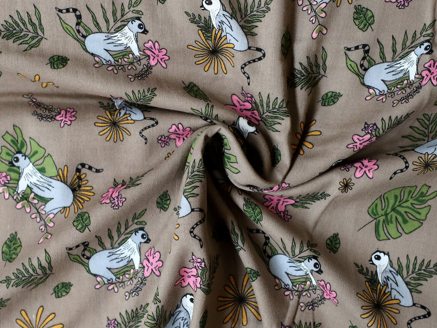 stoff-musselin-baumwolle-double-gauze-glatt-lemur-affe-blaetter-sommer-schlamm