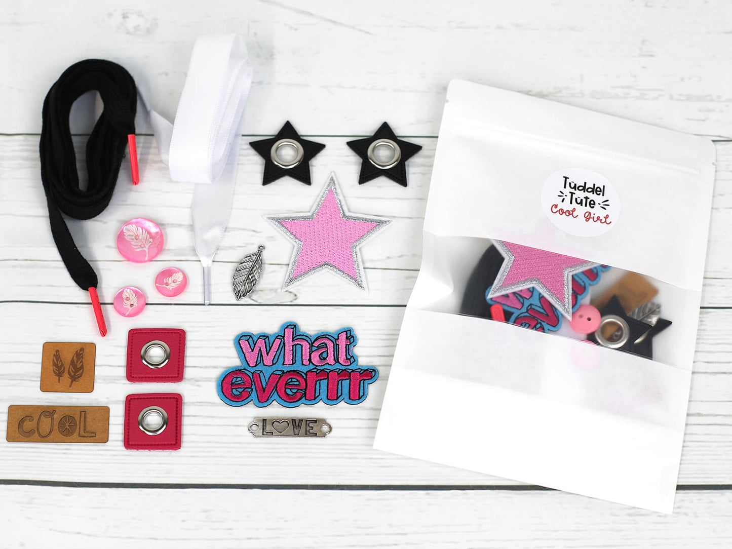 tueddel-tuede-cool-girl-schleife-perlen-oesen-snappap-kordel