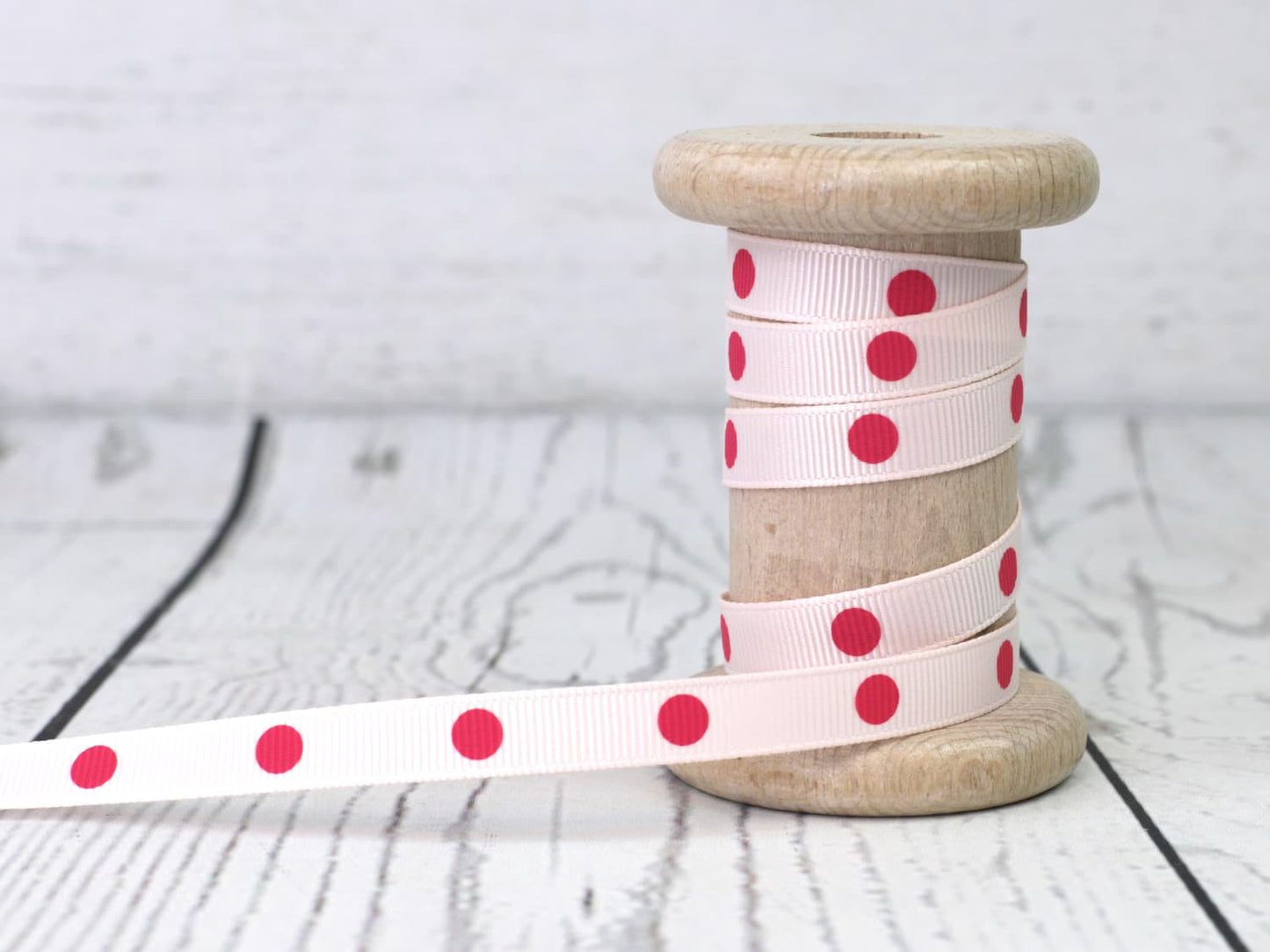 band-zierband-ripsband-punkte-tupfen-blassrosa-pink