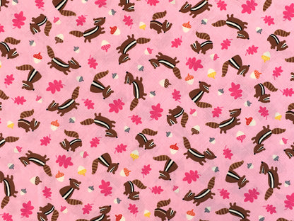 baumwolle-stoff-Chipmunks-in-Pink