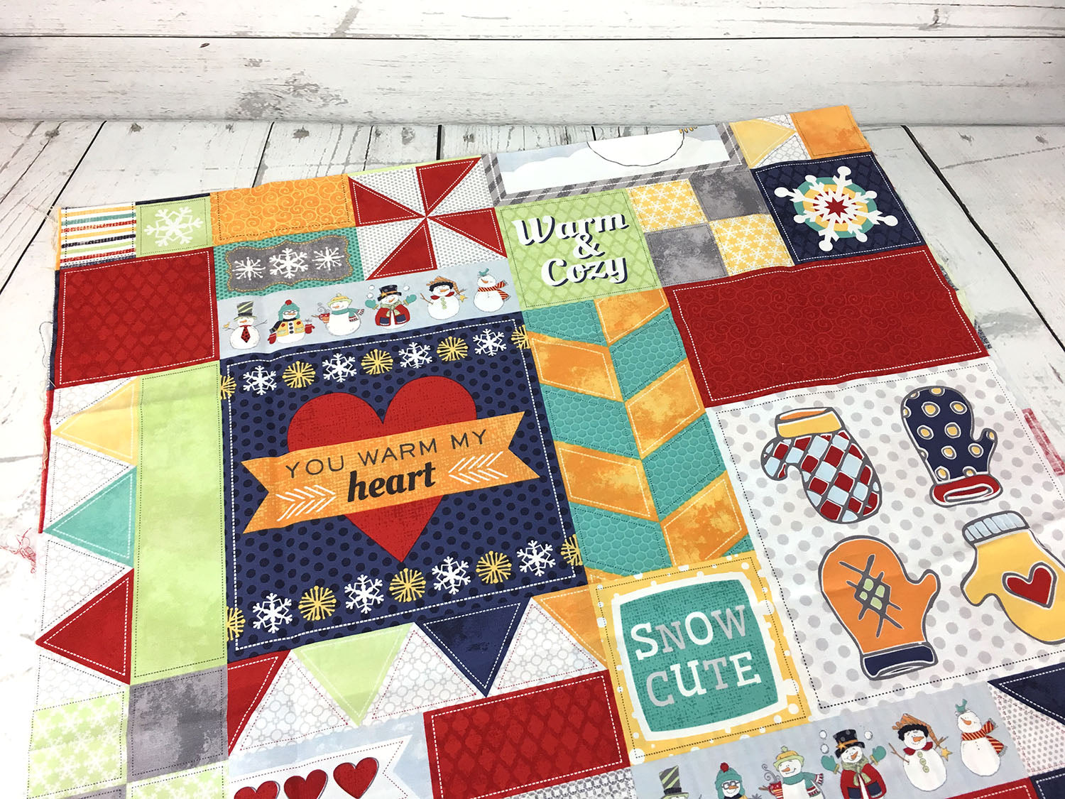baumwolle-stoff-flaky-snow-pals-panel-3