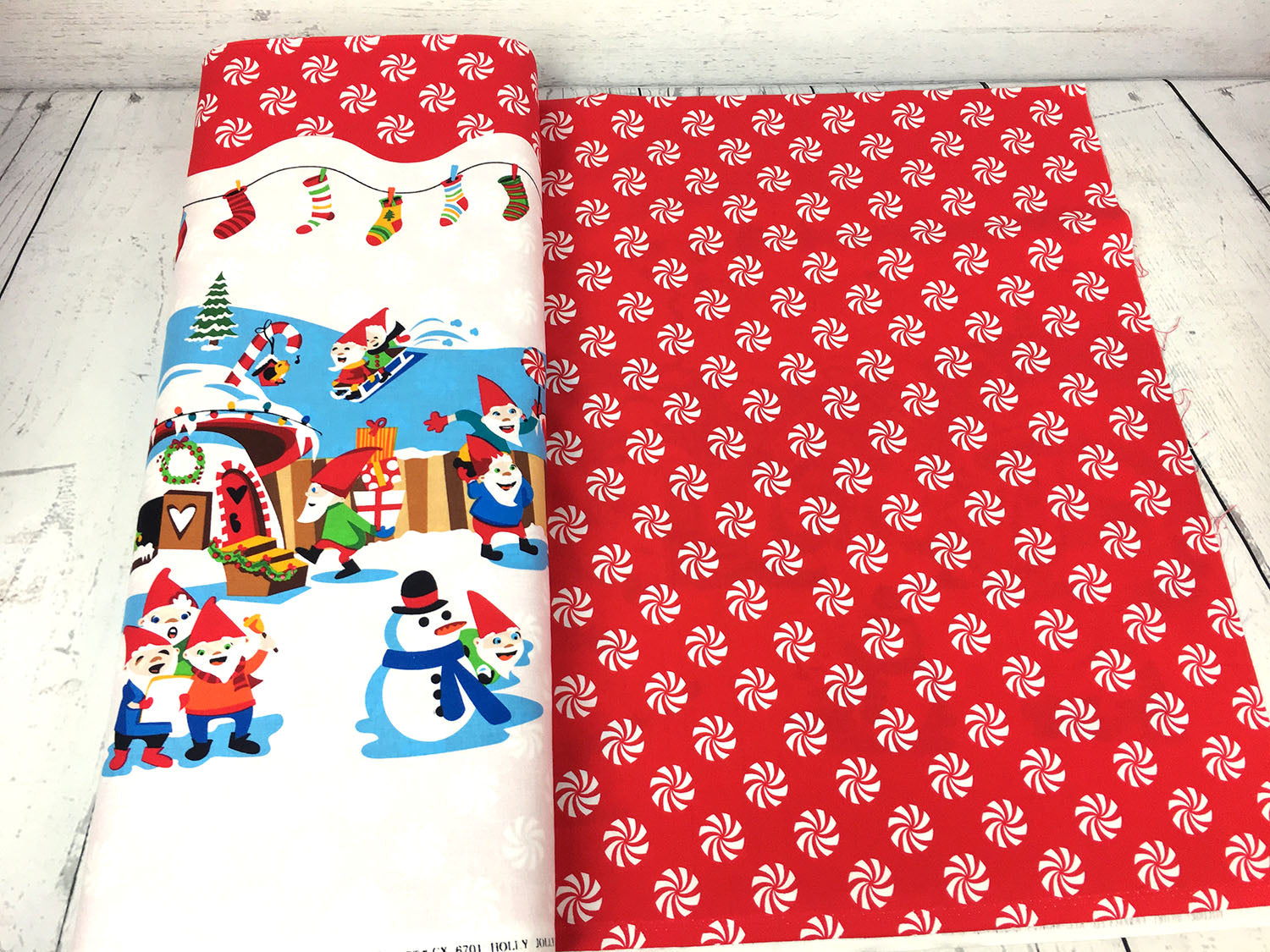 baumwolle-stoff-holly-jolly-gnomes