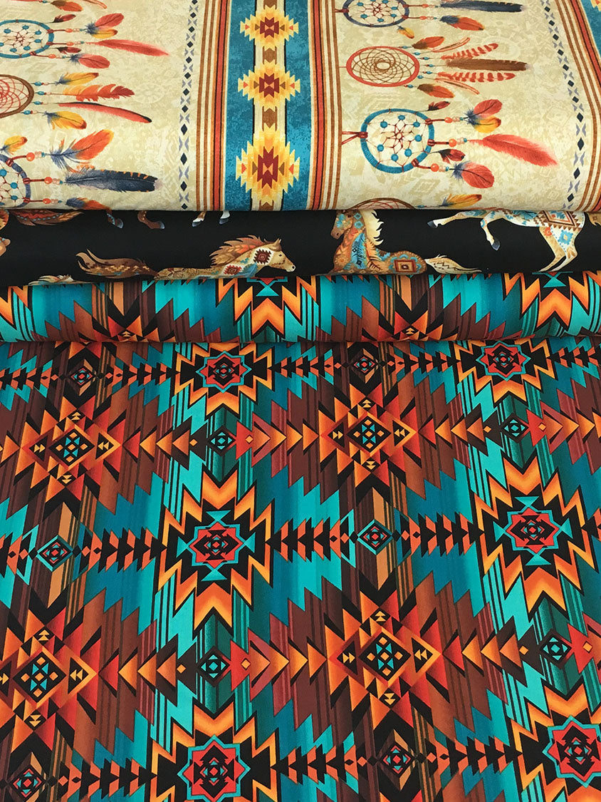 Patchworkstoff - Baumwolle Stoff - Southwest Dreamcatcher mit bunten Mustern und Traumfängern auf verschiedenen Stoffbahnen.
