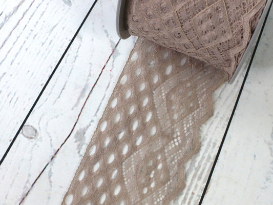 breite_spitze_polyester_100mm_beige-2
