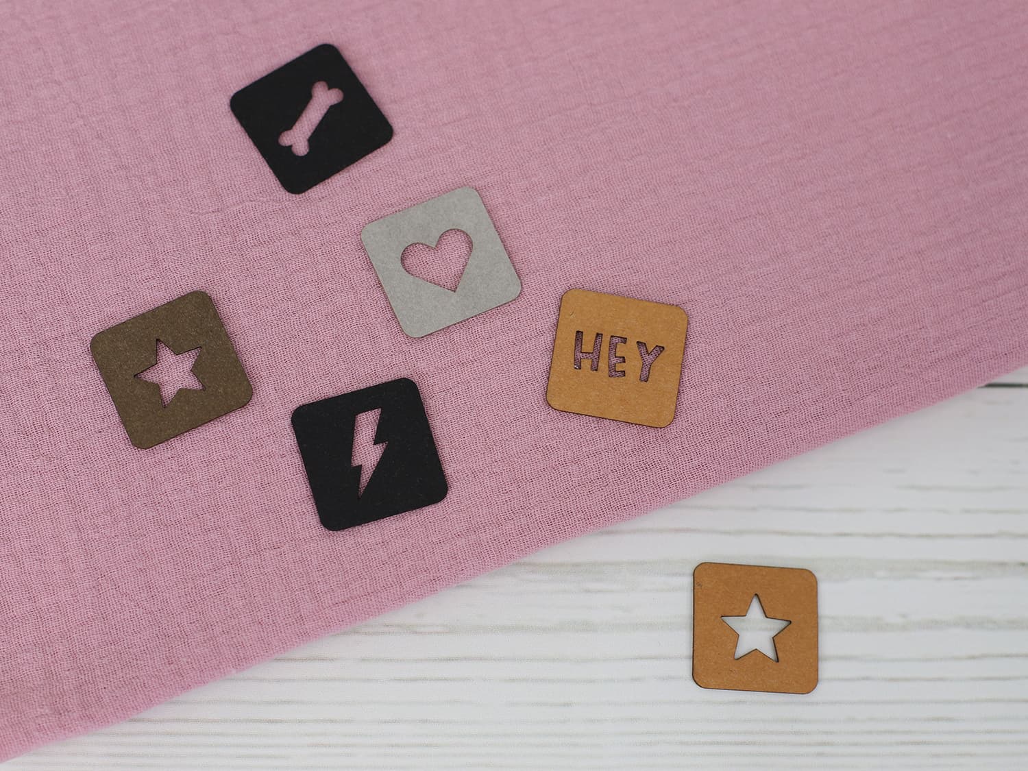 label-snappap-zum-annaehen-ausgeschnitten-serie-verschiedene-farben-2
