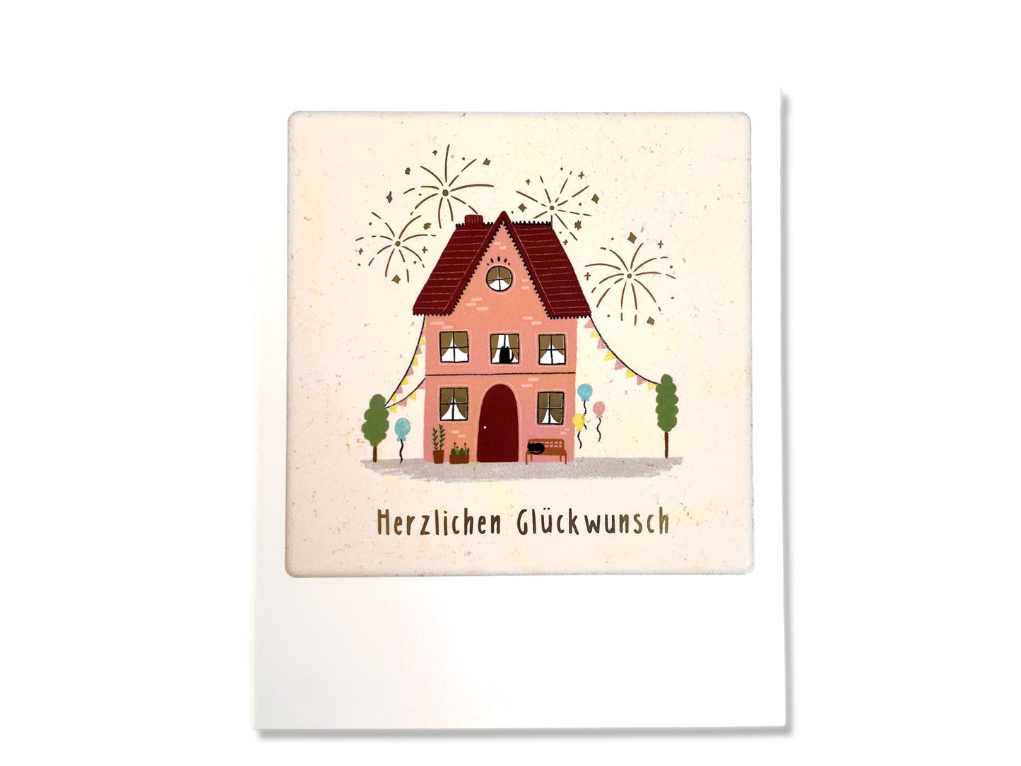 Photo Postkarte - Herzlichen Glückwunsch, Haus mit bunten Luftballons und Feuerwerk.