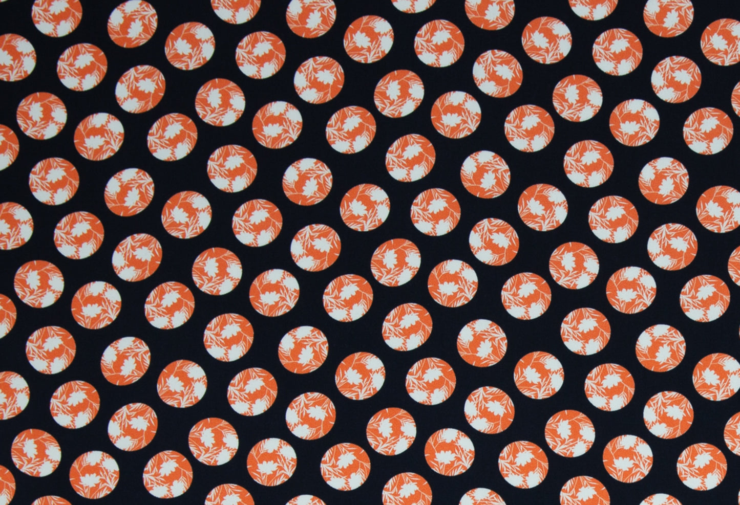 Viskose Stoff, Webware - Fabrienne - Blumenkreise orange