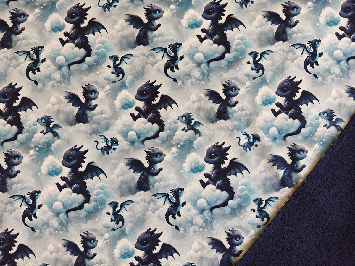 Softshell Stoff - Drache & Wolken