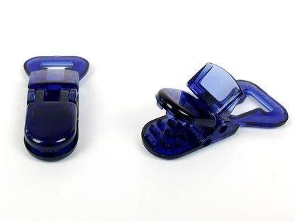 schnullerclips-dunkelblau-transparent-2