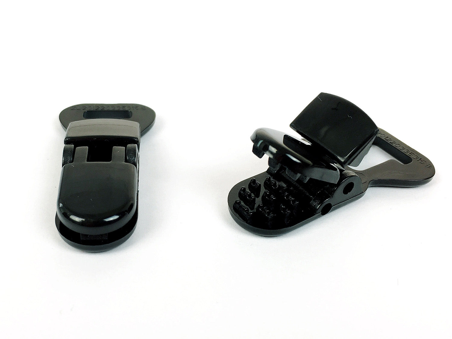 schnullerclips-schwarz-2